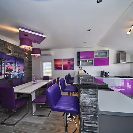 וילה Luxury Loft 