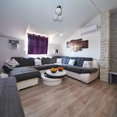 فيلة Luxury Loft 